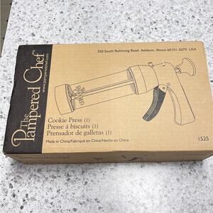 The Pampered Chef 1525 Cookie Press 16 Discs W/ Instructions Original Box